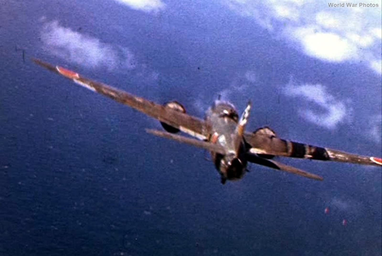 VF-17 gun camera G4M carries MXY7 Ohka May 1945