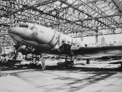 L2D3 1081st Kokutai and N1K1-J tail, Omura base