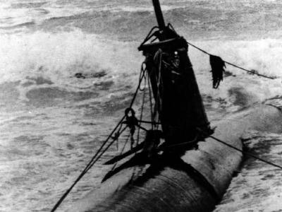 Japanese midget submarine Ha-19 Oahu beach 4
