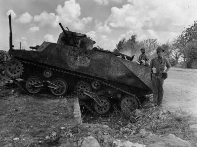 Type 2 Ka Mi amphibious tank from 1st Yokosuka SNLF destroyed on Saipan 1944 II