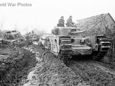 Churchills Mk VII 1944/45