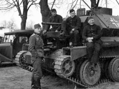German tank A13 Mk II (Cruiser Tank Mk IV) with crew