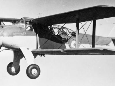 Fairey Albacore L7111 in flight