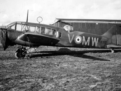 Anson K8713 217 Sqn