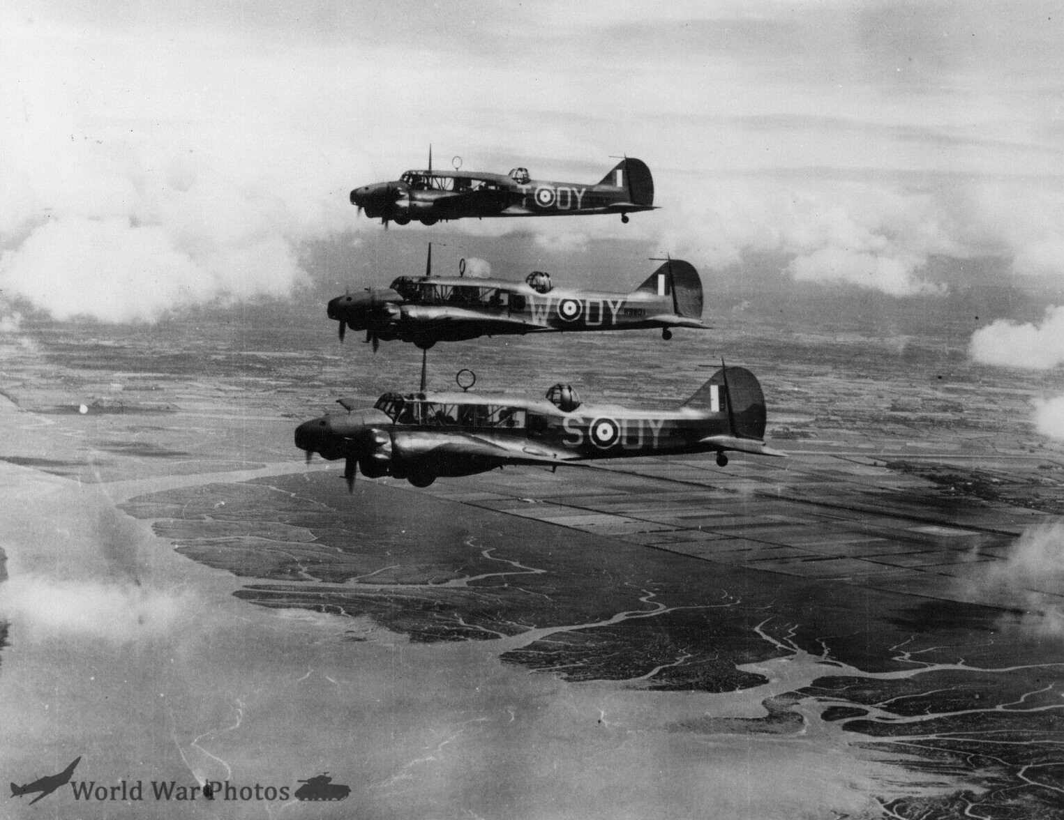 Ansons 48 Sqn Coastal Command 1940