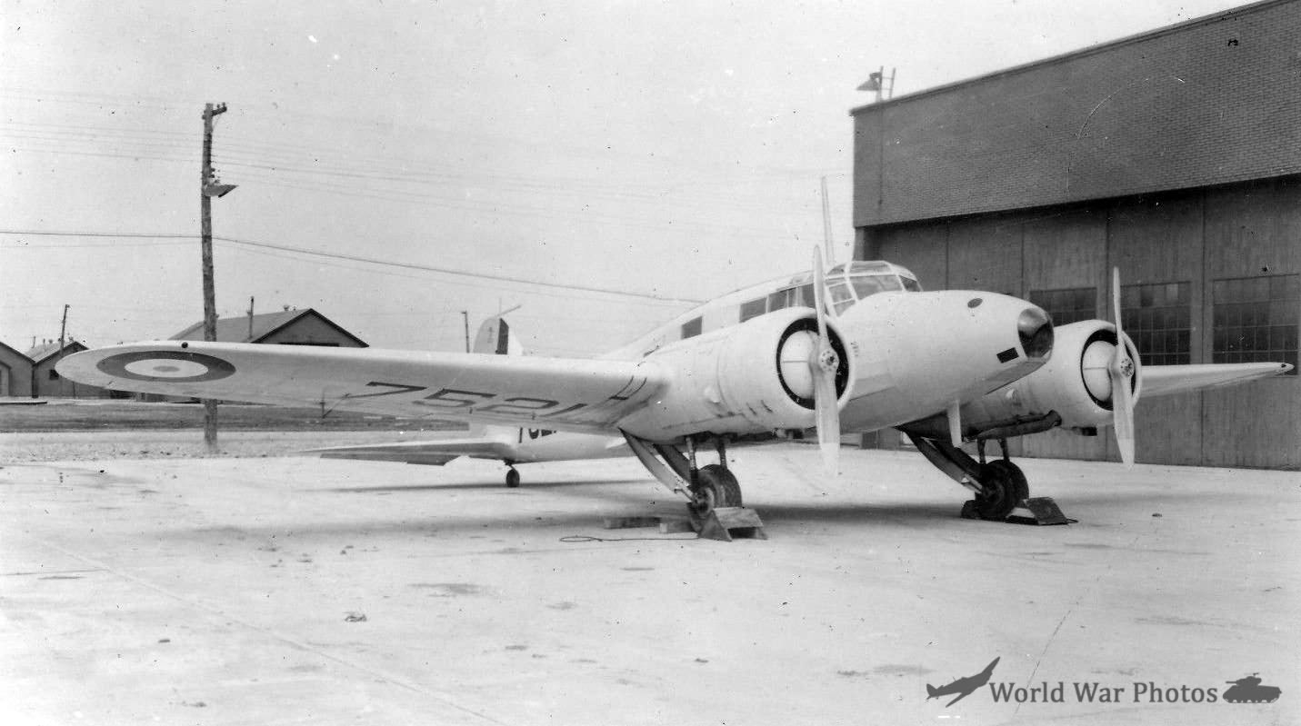 RCAF Avro Anson II 7521