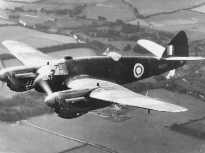 Night fighter Bristol Beaufighter Mk IIF R2270