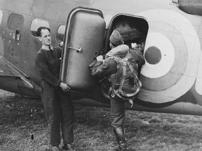 crew boards a Hudson