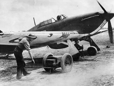 Hurricane Mk I of RAF No 501 Squadron at Betheniville 1940