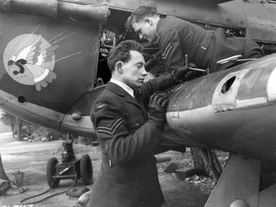 Hurricane 402 Sqn Warmwell