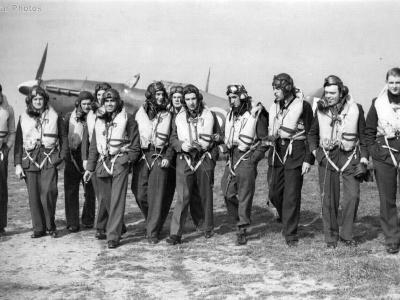 Hurricane pilots 1941