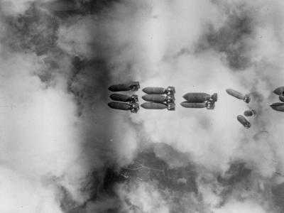 582 Sqn Pathfinder Bombs