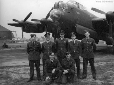 Lancaster crew after 25 ops