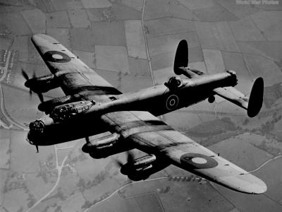 Avro Lancaster R5689