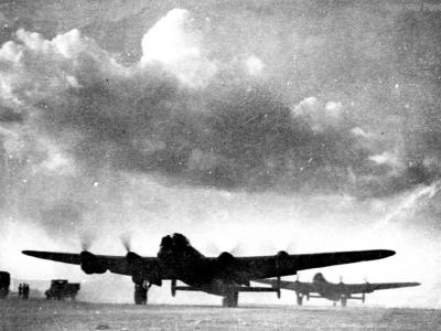 Lancasters at Blida 1943
