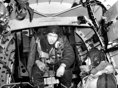 Lancaster 619 Sqn feb44