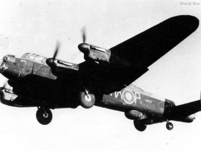 Lancaster bomber take off