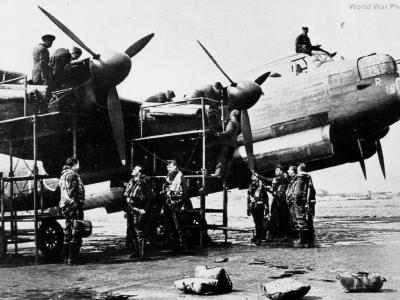 Lancaster bomber 2