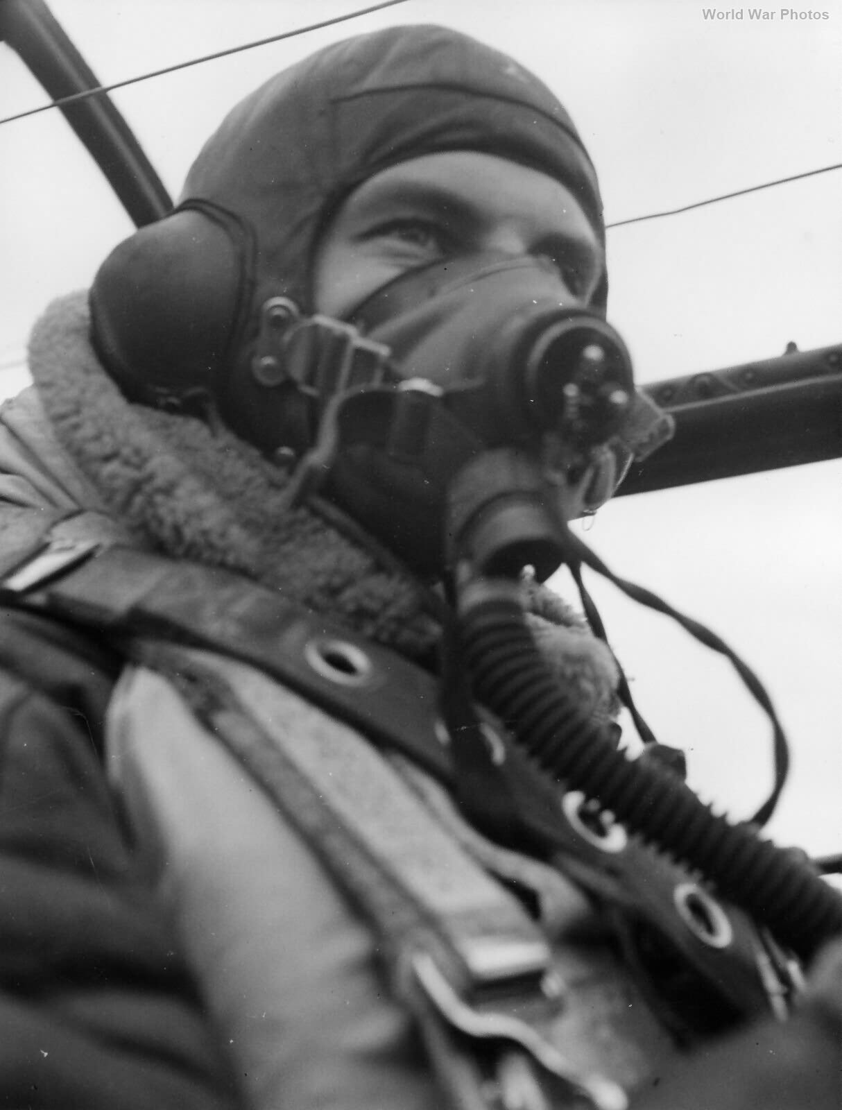 Lancaster pilot S/Ldr Churcher of No. 619 Squadron | World War Photos