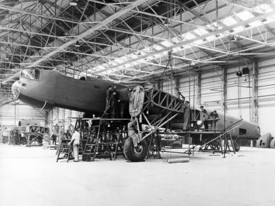 Manchester L7280 Woodford 1940