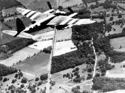 photo recon US Mosquito England 1944
