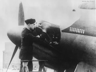 Mosquito B IV