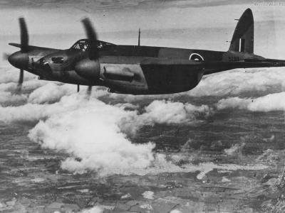 Mosquito B.IV Series II DZ313 in flight
