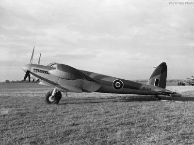de Havilland Mosquito Mk IX ML914 2
