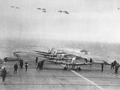 880 Squadron Seafires prepare to take off