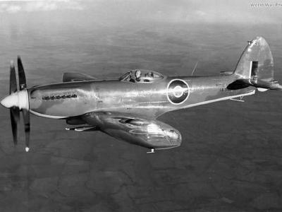 Supermarine Seafire F.46 in flight