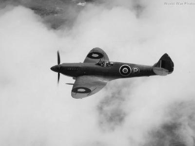 Seafire Mk XV NS490 2nd Prototype
