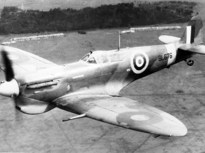 Spitfire Mk Vb BL676 Seafire prototype