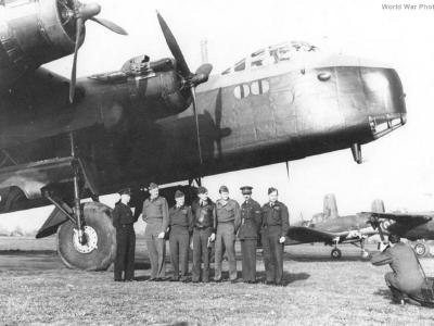 Stirling Mk I crew