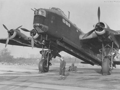 Short Stirling Mk I front