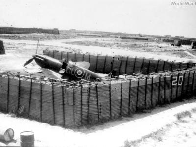 Spitfire V 185 Sqn Malta