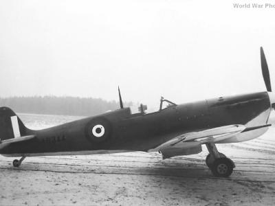 Spitfire Vb Tropical AB344