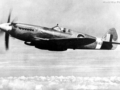 Spitfire XIV RB140