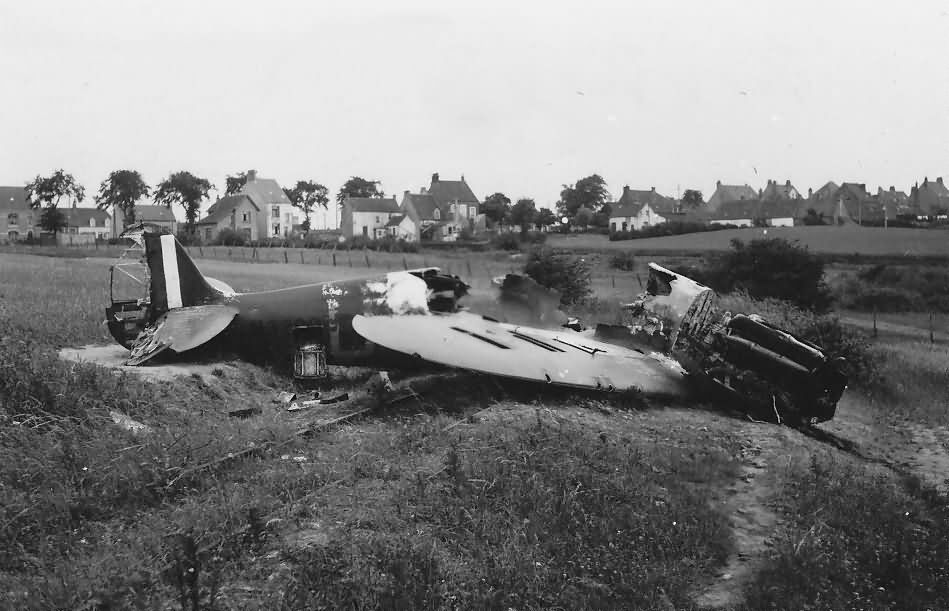 Destroyed Supermarine Spitfire Mk I 1940 | World War Photos