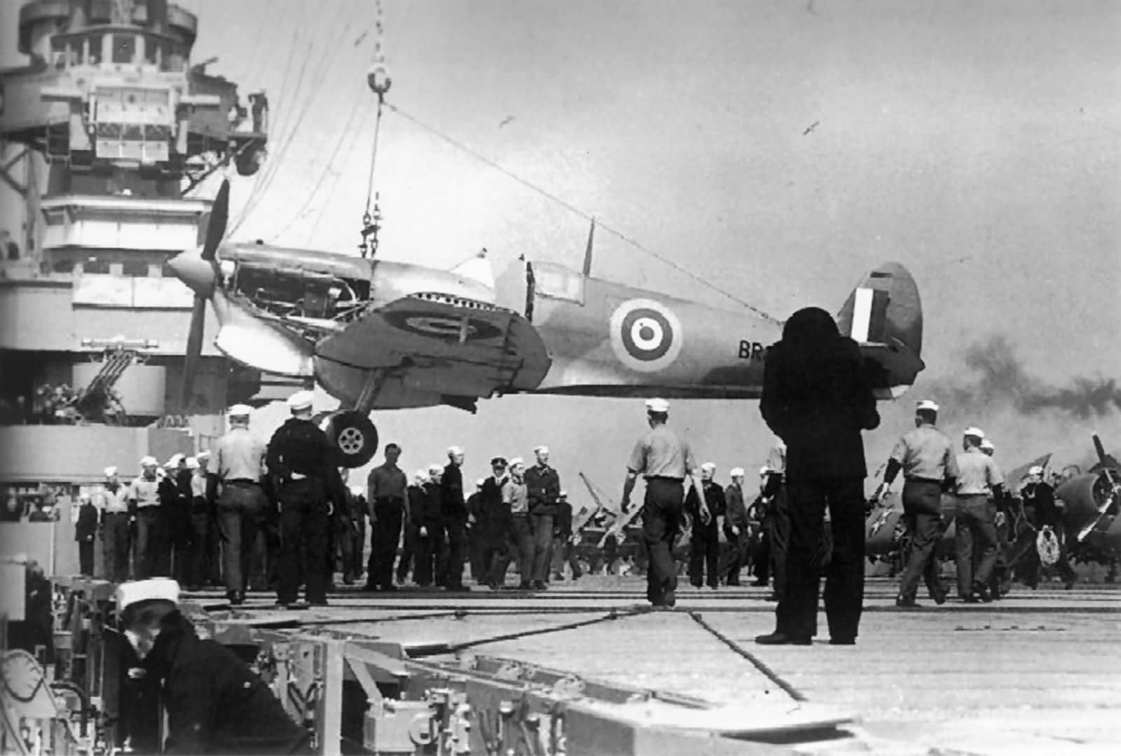 PO Jerry Smith RCAF Lands Spitfire On USS Wasp CV-7 Off Of Malta