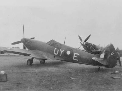 Supermarine Spitfire Mk VIII QY-E of No. 452 Squadron RAAF