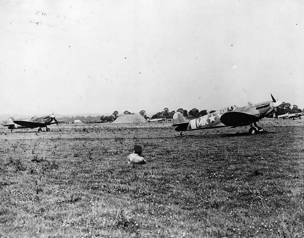 USAAF 307 th Fighter Squadron 31st FG Spitfires Mk Vb Takeoff from RAF station Biggin Hill 1942