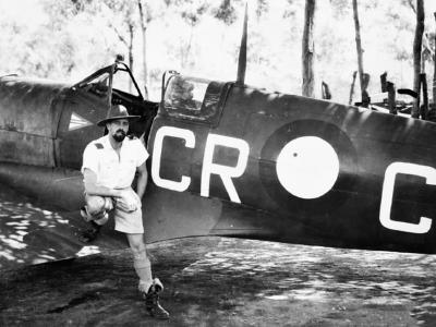 Ace Wing Commander Clive „Killer” Caldwell and his Spitfire Mk Vc CR-C