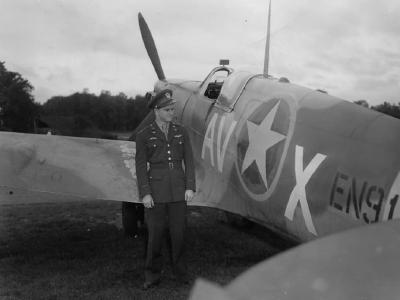 Lt Donald Ross with his Spitfire