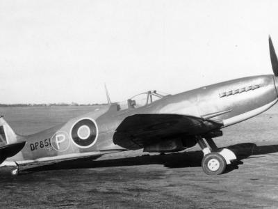 Supermarine Spitfire Mk21 DP851