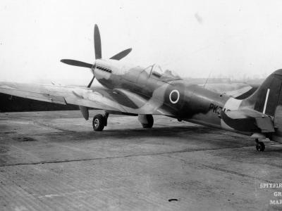 Supermarine Spitfire F Mk 22 PK312 2