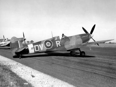 Supermarine Spitfire LF Mk IX