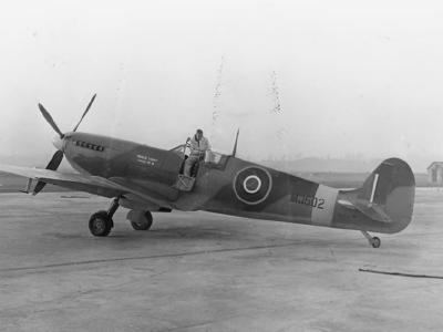 Supermarine Spitfire LF Mk IX MJ502 Prince Tungi Tonga II