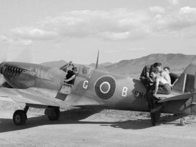 Spitfire Mk IX of No. 81 Squadron RAF at Souk el Khemis