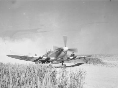 Spitfire Mk IX in Normandy 1944