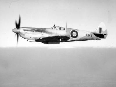 Spitfire Mk VIII JG204